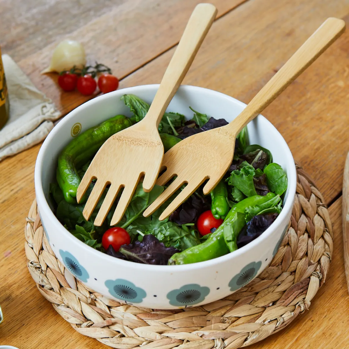 Best Sass and Belle Hands Bamboo Salad Servers