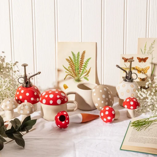 New Sass and Belle Mushroom Shaped Watering Spike Red