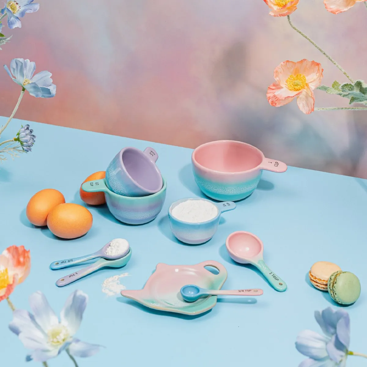 Hot Sass and Belle Pastel Ombre Measuring Cups Pink & Green