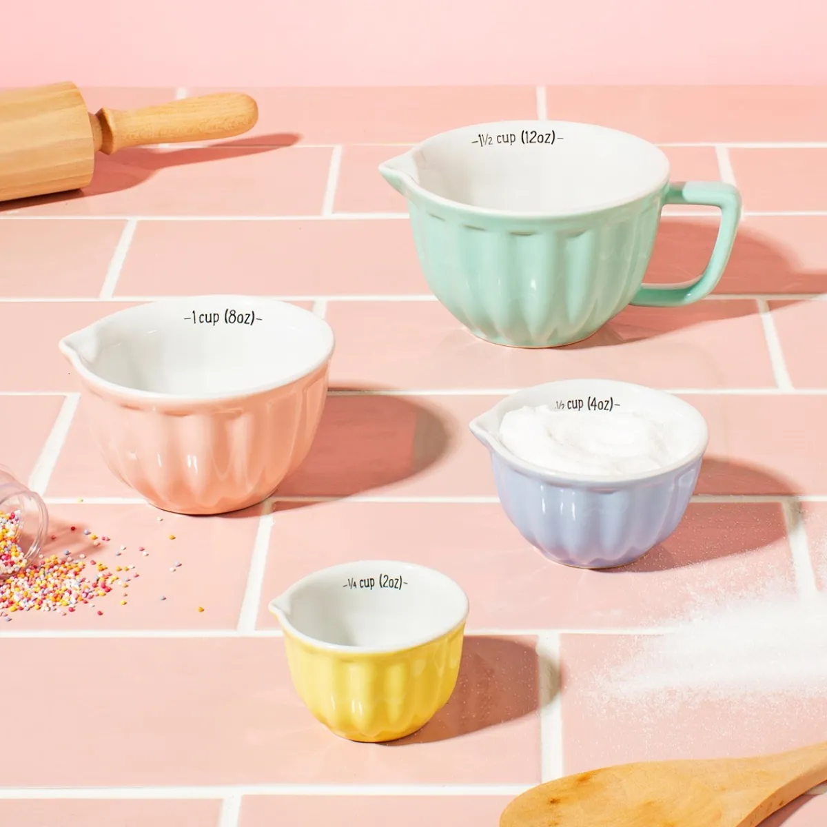 Hot Sass and Belle Retro Pastel Measuring Cups - Set of 4