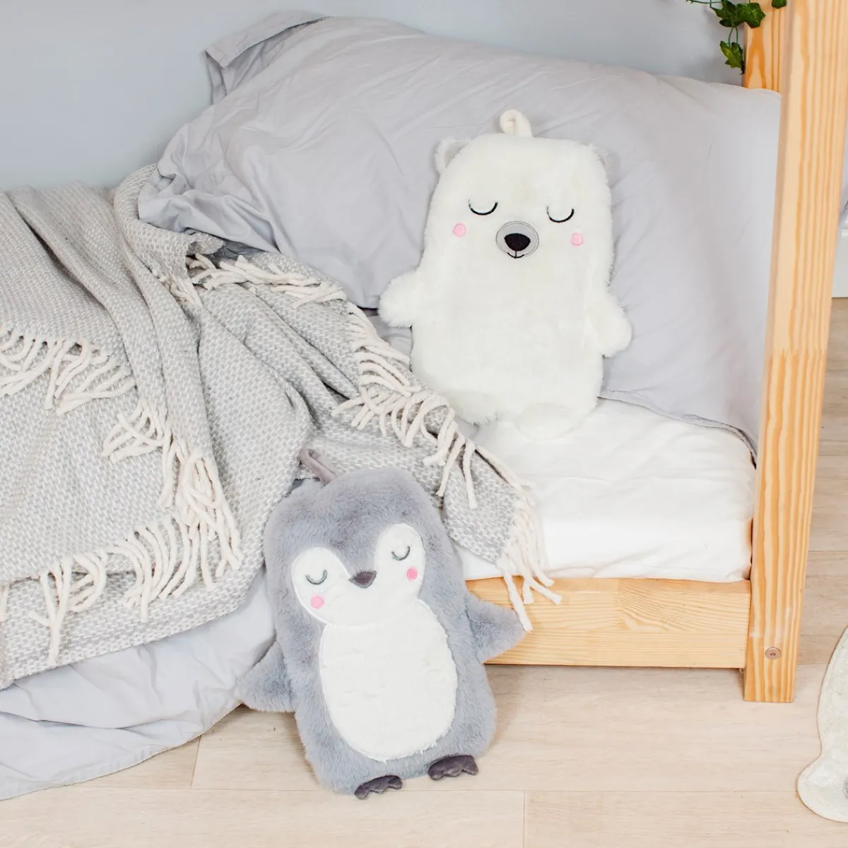 New Sass and Belle Siku Penguin Hot Water Bottle