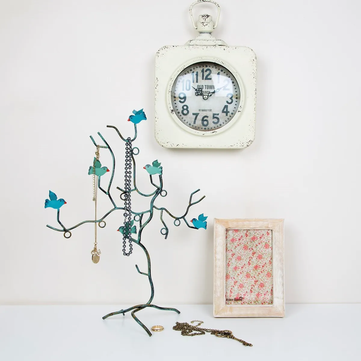 Best Sass and Belle White Wood Photo Frame