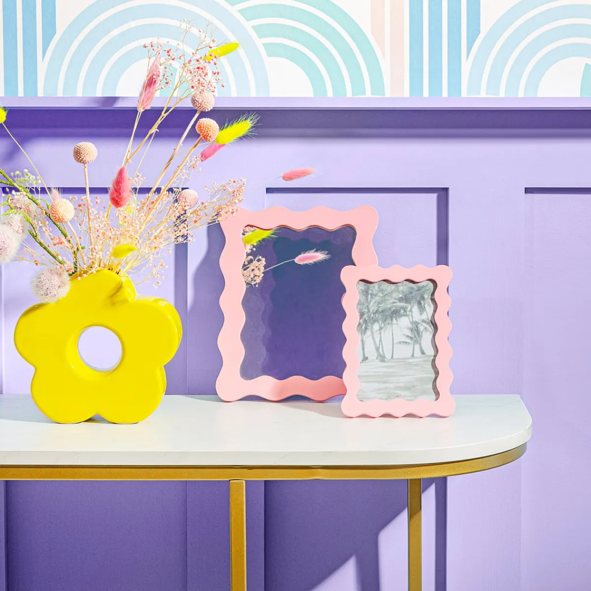 Clearance Sass and Belle Wiggle Border Frame Pink